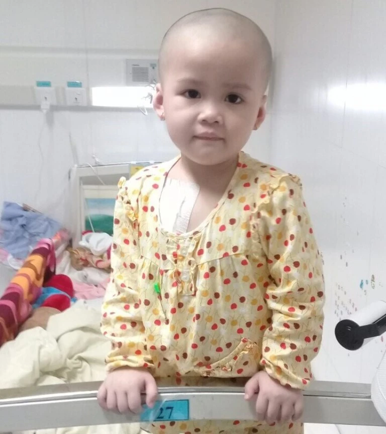 Giúp cháu Gia Hân điều trị ung thư máu